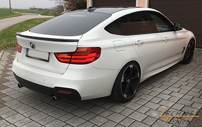 Heck mit Serienabgasanlage